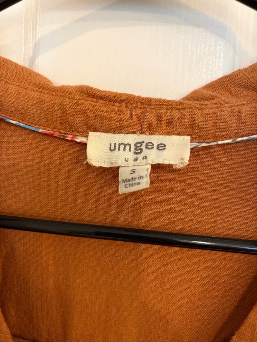 Umgee Rust Orange Peasant Ruffle Button-Front Top - Picture 4 of 6